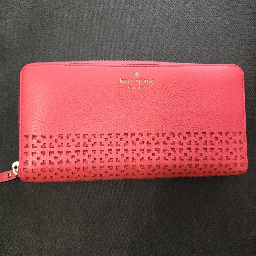 Kate Spade Wakefield Lane CoralWallet